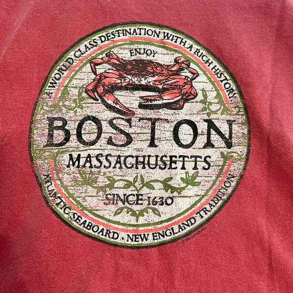 Comfort Colors Boston MA Crab Graphic T-Shirt - Picture 3 of 5